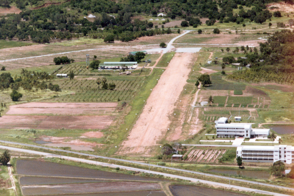 Bang Phra airstrip in the early days (photo courtesy of Khun Thira)