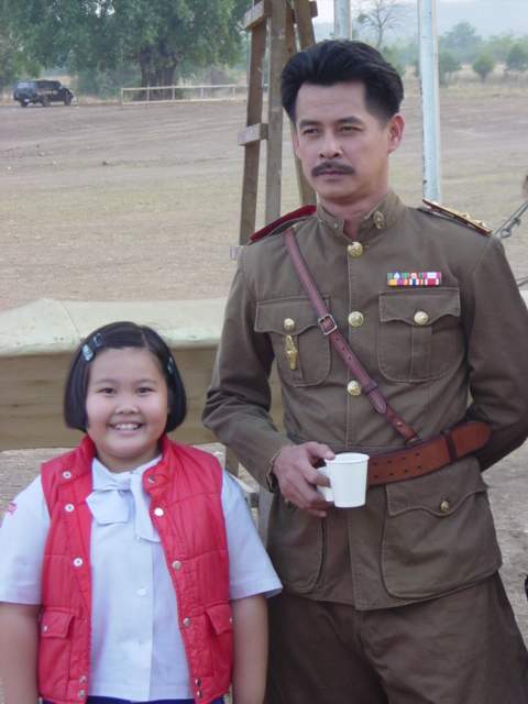 a local Nakorn Sawan fan hanging out with Luang Gat